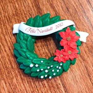 Feliz Navidad 2012 Hallmark Keepsake Wreath Ornament